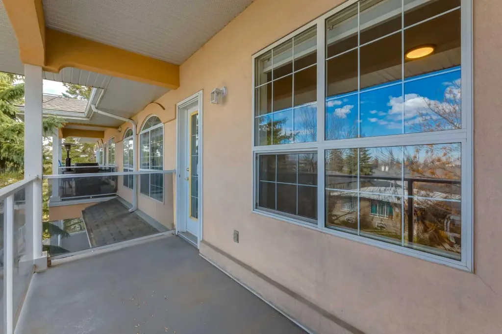 1919 31 Street SW Calgary AB T3E 2M9