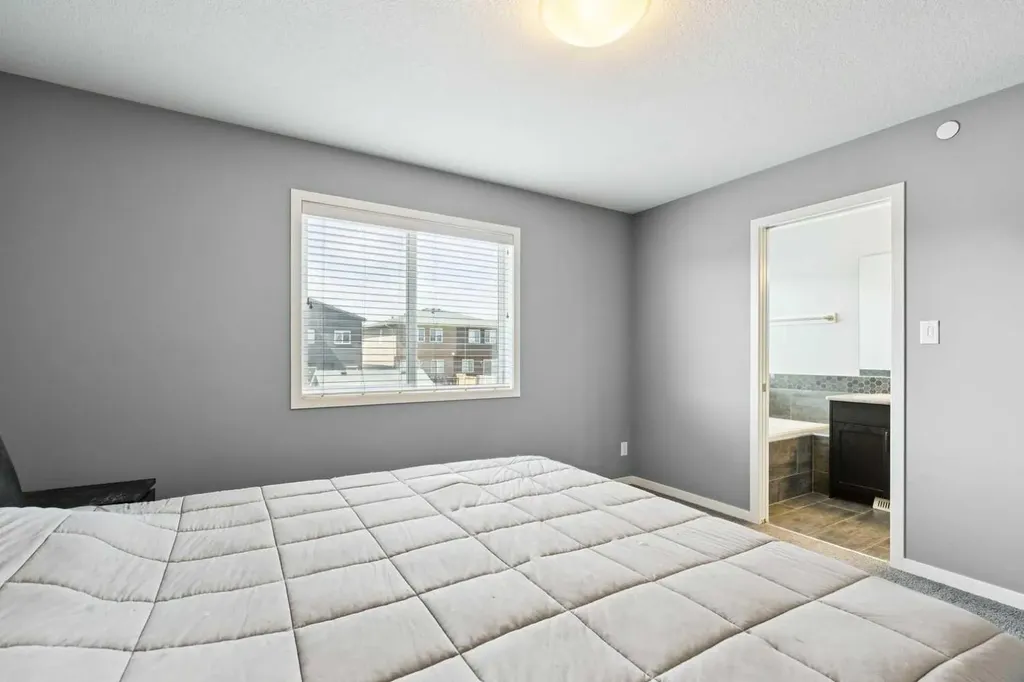 29 Howse Row NE Calgary AB T3P0Z3
