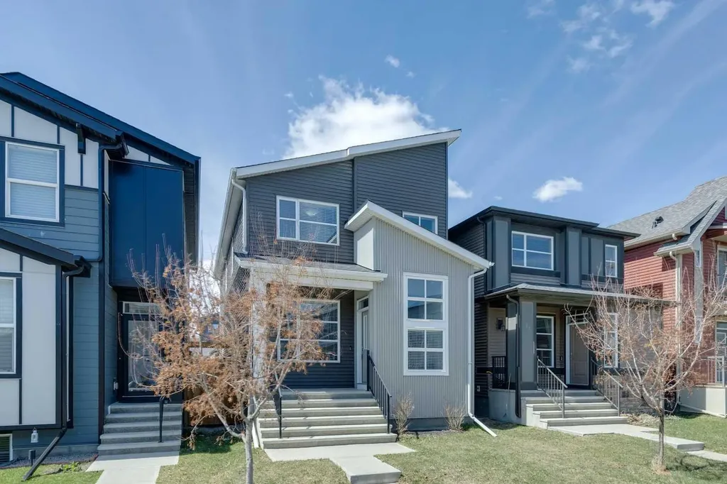 29 Howse Row NE Calgary AB T3P0Z3