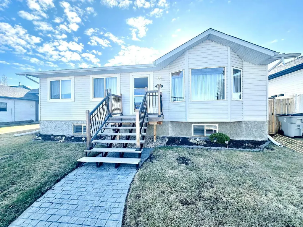 1105 19 Street Wainwright AB T9W1V1