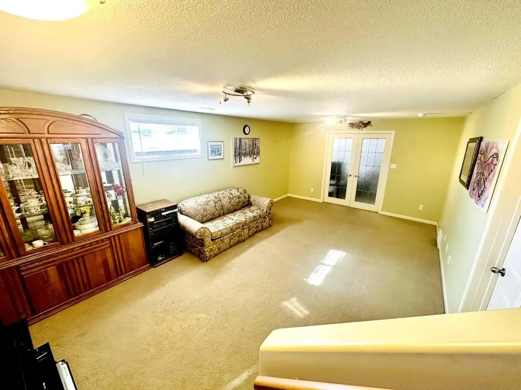 1105 19 Street Wainwright AB T9W1V1
