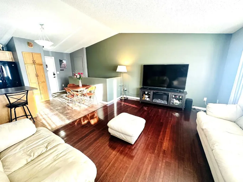 1105 19 Street Wainwright AB T9W1V1