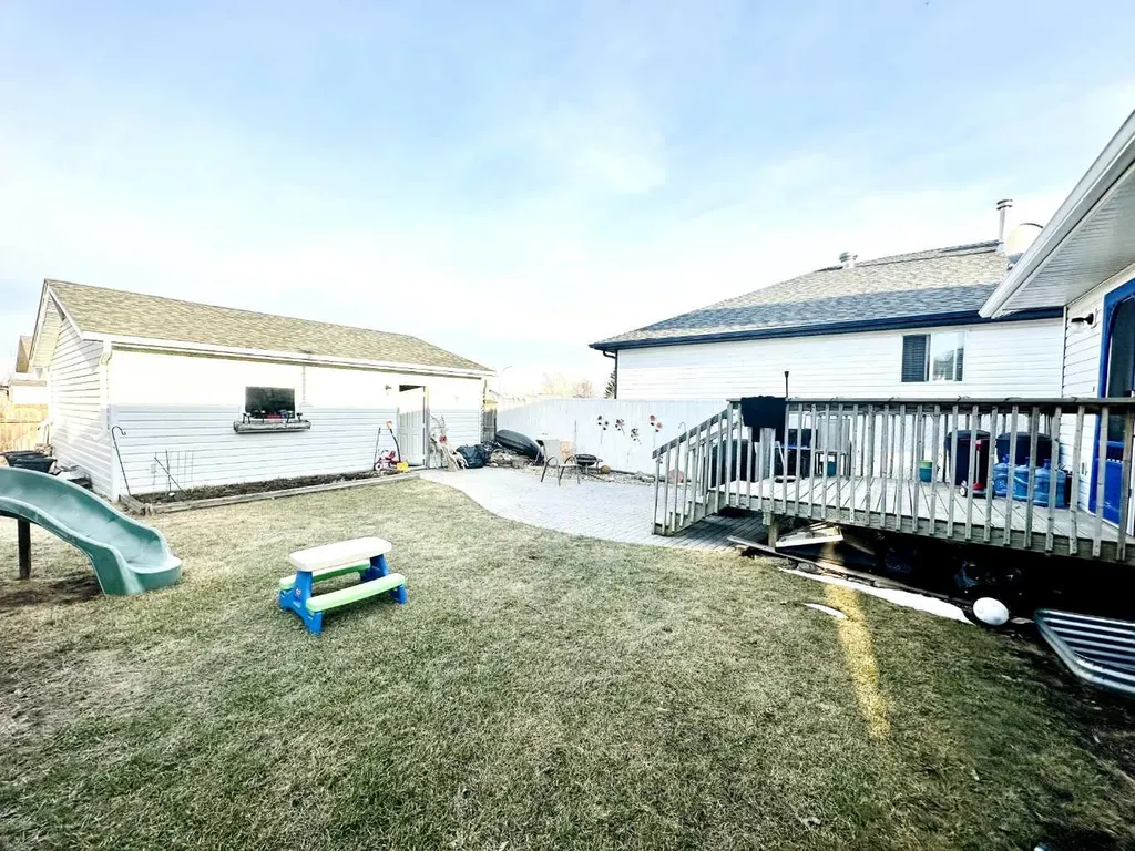 1105 19 Street Wainwright AB T9W1V1