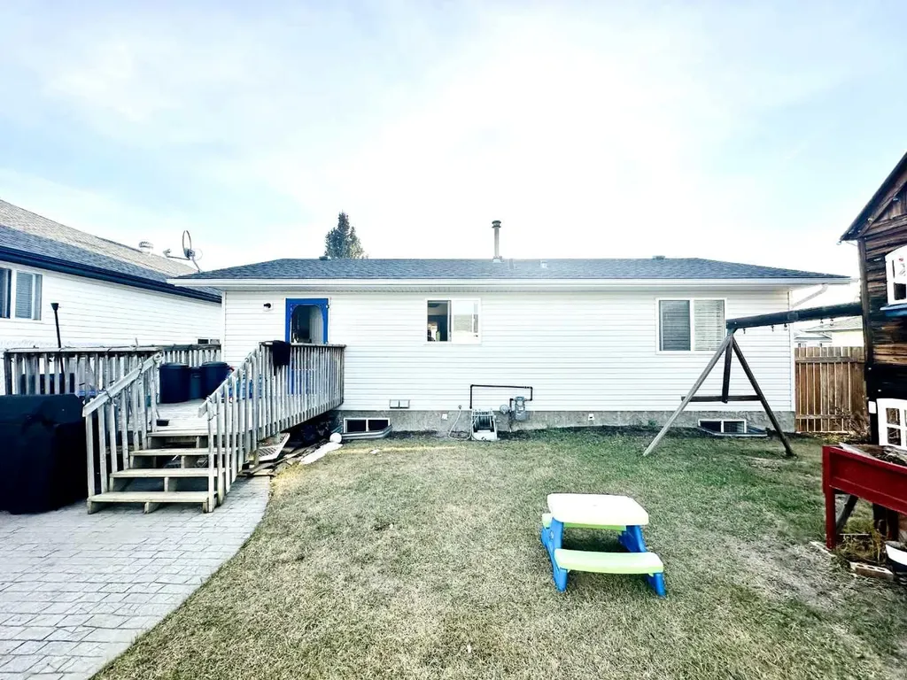 1105 19 Street Wainwright AB T9W1V1
