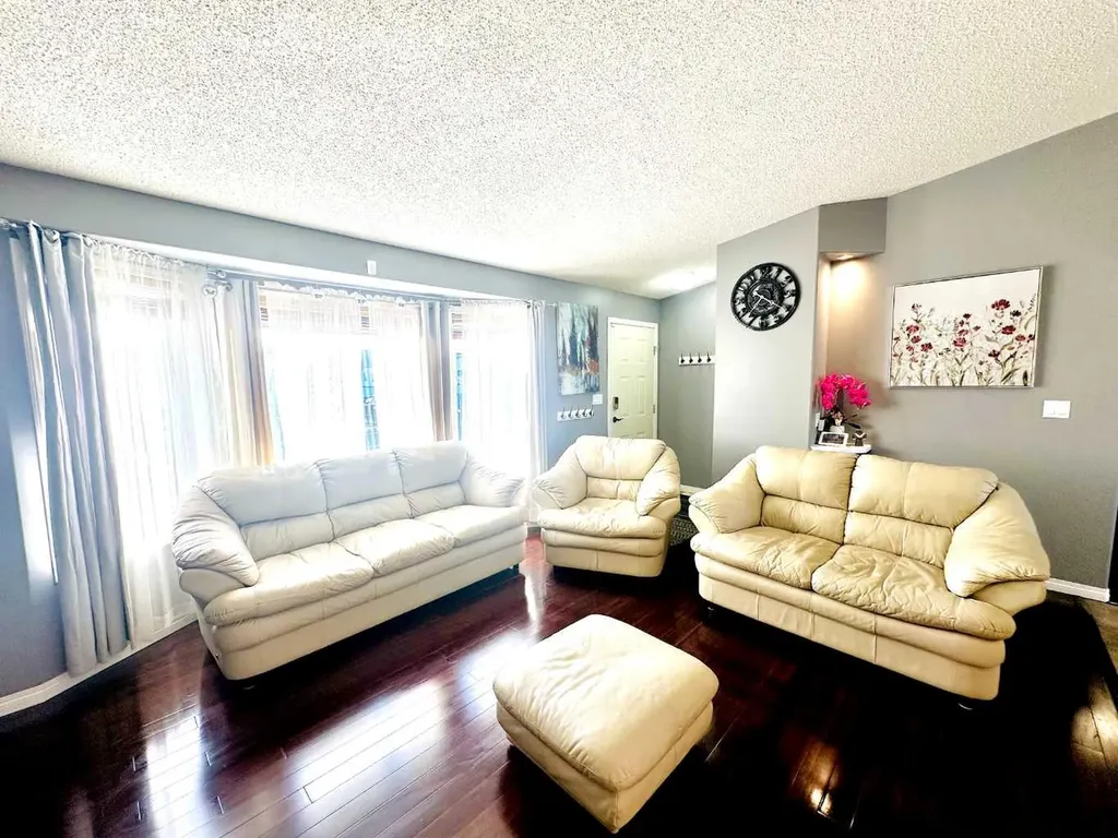 1105 19 Street Wainwright AB T9W1V1