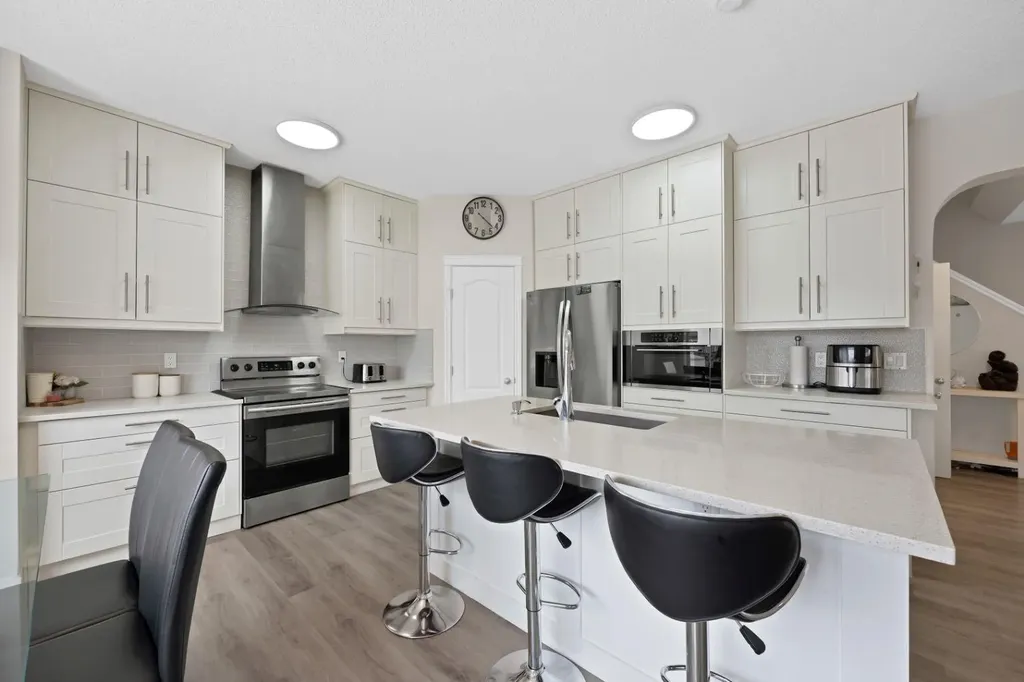 2386 Fairways Circle NW Airdrie AB T4B2W9