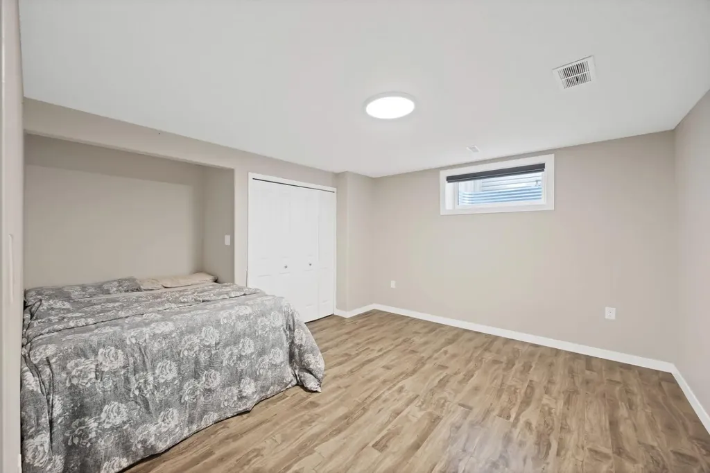 2386 Fairways Circle NW Airdrie AB T4B2W9