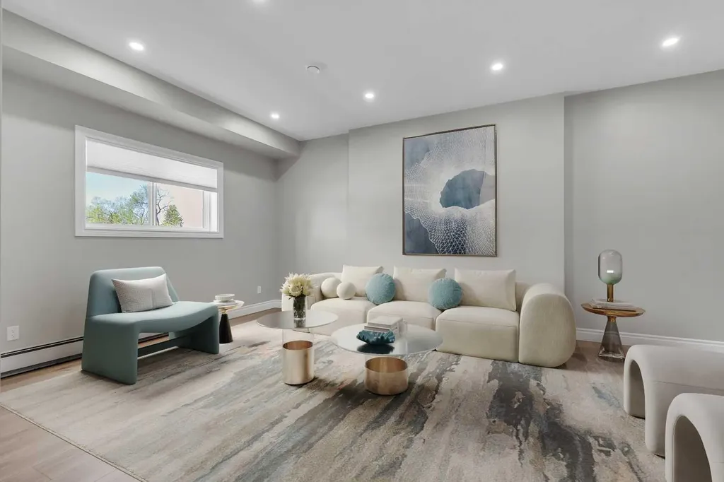 232 20 Avenue NE Calgary AB T2E 1P9
