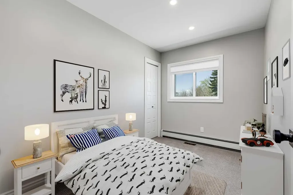 232 20 Avenue NE Calgary AB T2E 1P9