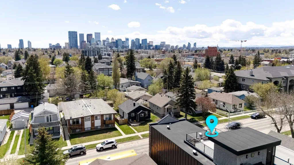 232 20 Avenue NE Calgary AB T2E 1P9