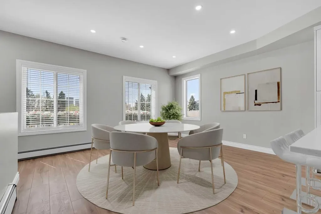 232 20 Avenue NE Calgary AB T2E 1P9