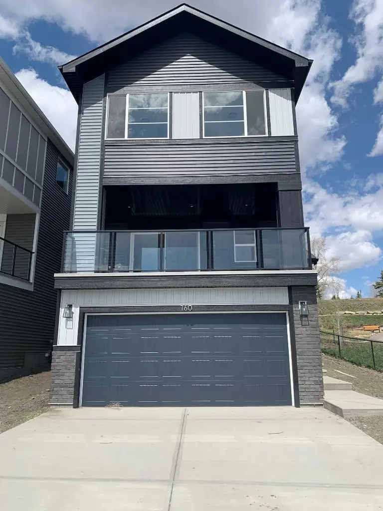 160 Crimson Ridge Place NW Calgary AB T3L 0K4