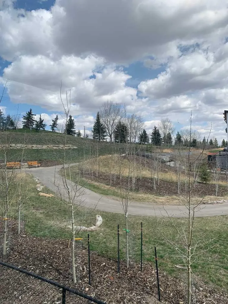 160 Crimson Ridge Place NW Calgary AB T3L 0K4