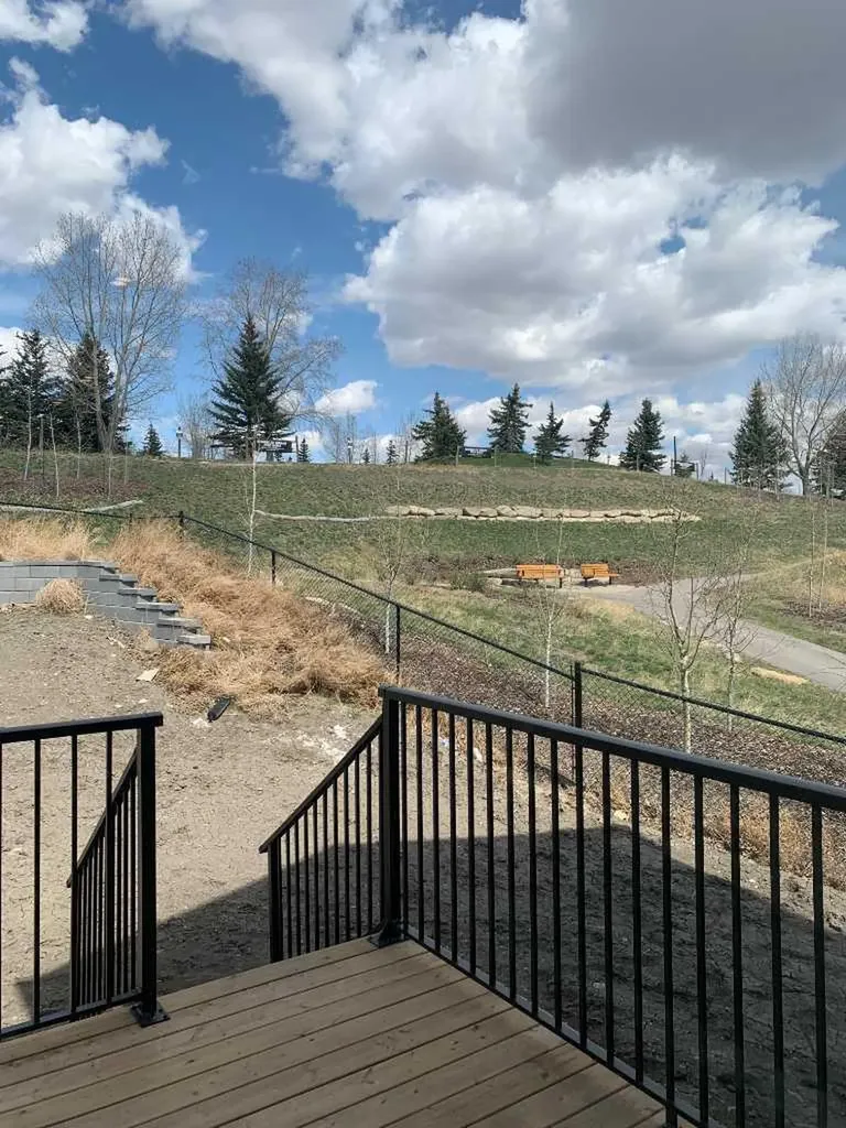 160 Crimson Ridge Place NW Calgary AB T3L 0K4