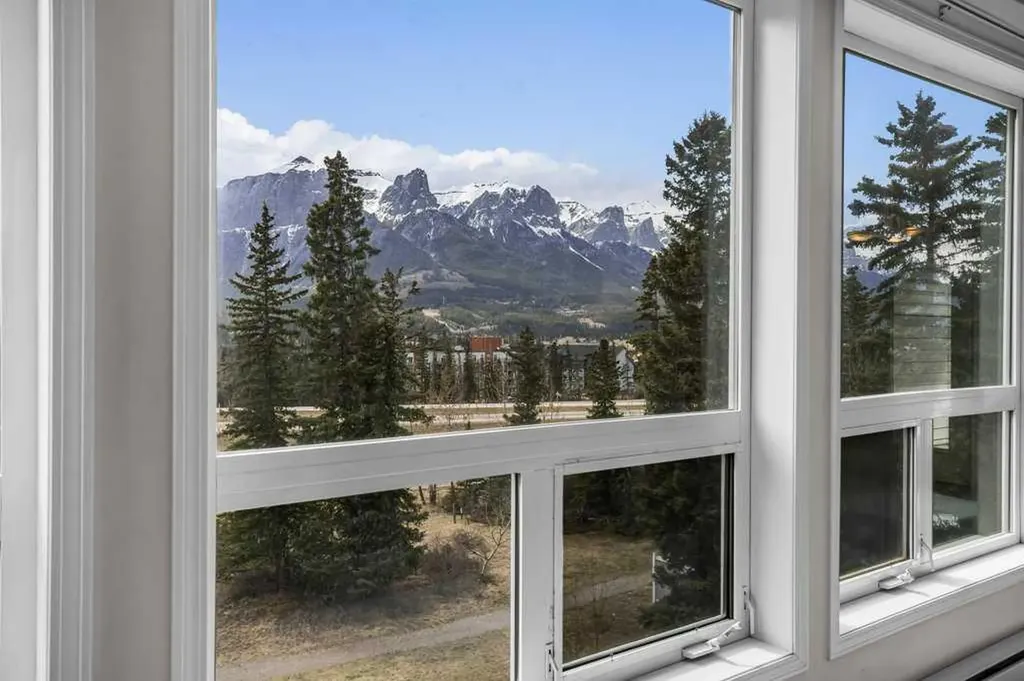1080C Cougar Creek Drive Canmore AB T1W 2X9