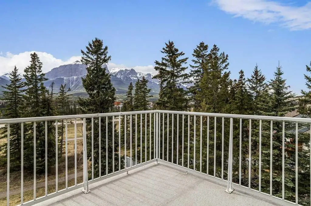 1080C Cougar Creek Drive Canmore AB T1W 2X9