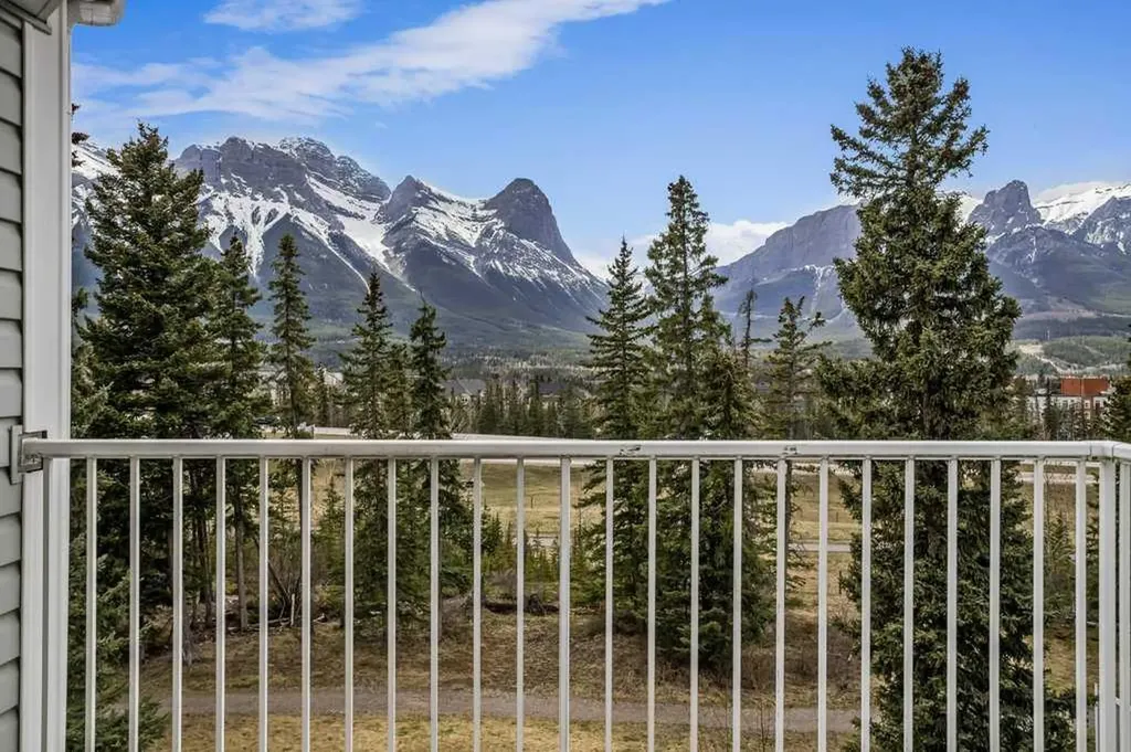 1080C Cougar Creek Drive Canmore AB T1W 2X9