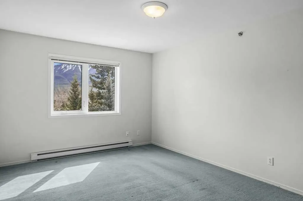 1080C Cougar Creek Drive Canmore AB T1W 2X9