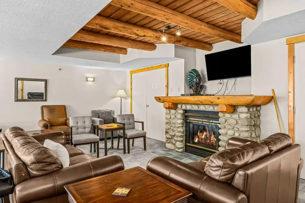 1080C Cougar Creek Drive Canmore AB T1W 2X9