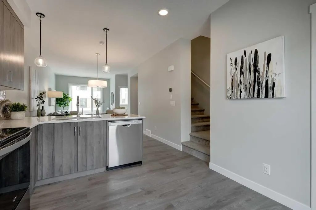 212 Shawnee Square SW Calgary AB T2Y 0T7
