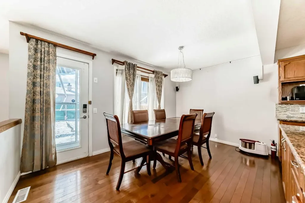 207 Eldorado Close NE Calgary AB T1Y6T5