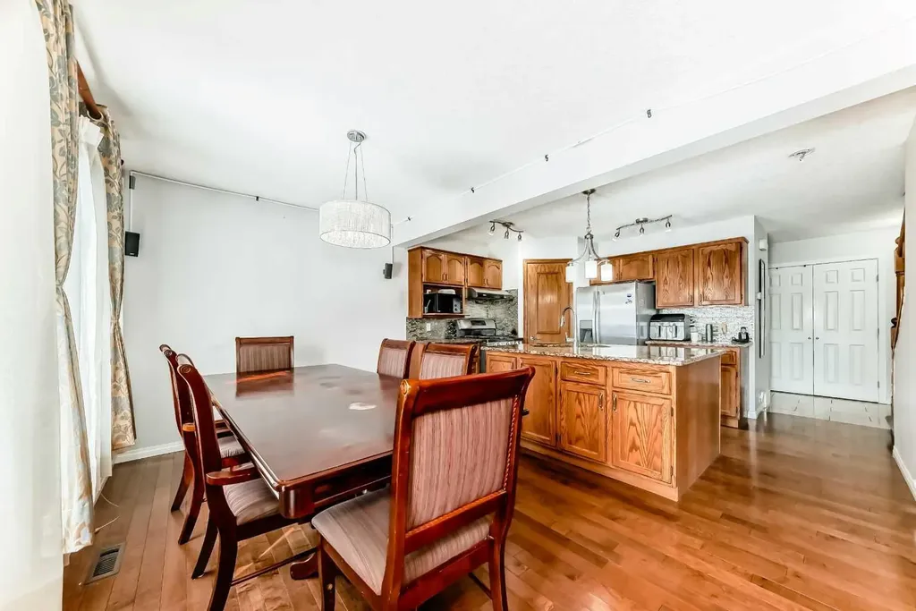 207 Eldorado Close NE Calgary AB T1Y6T5