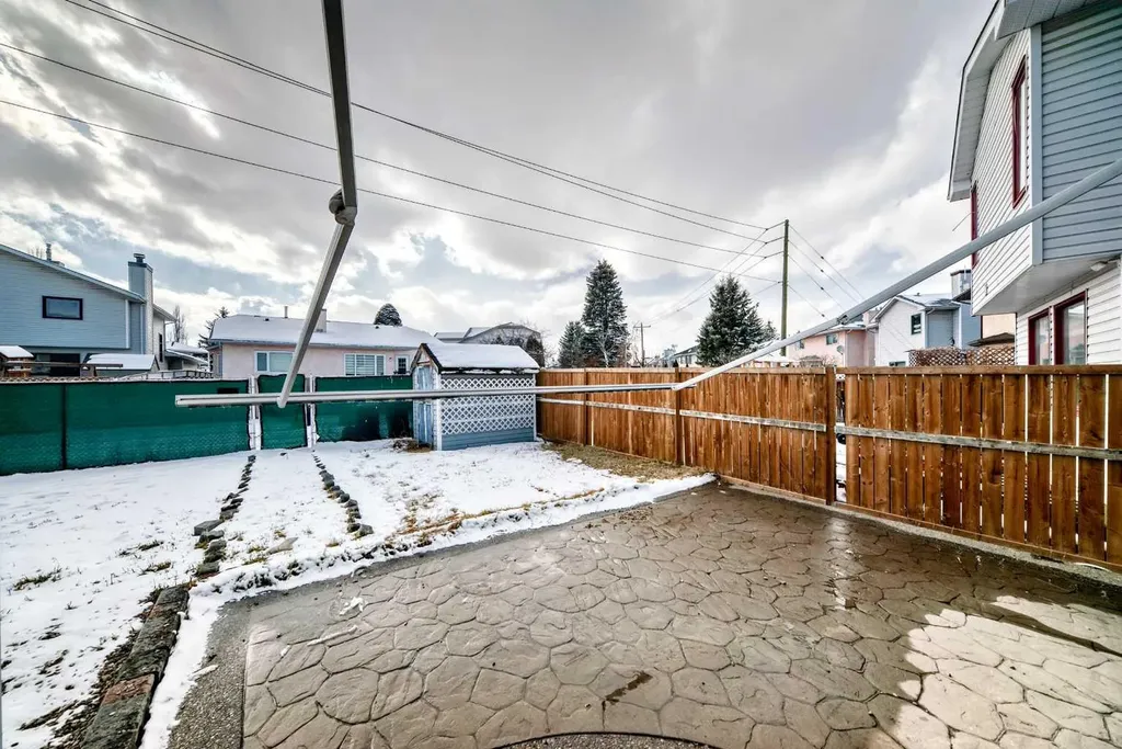 207 Eldorado Close NE Calgary AB T1Y6T5