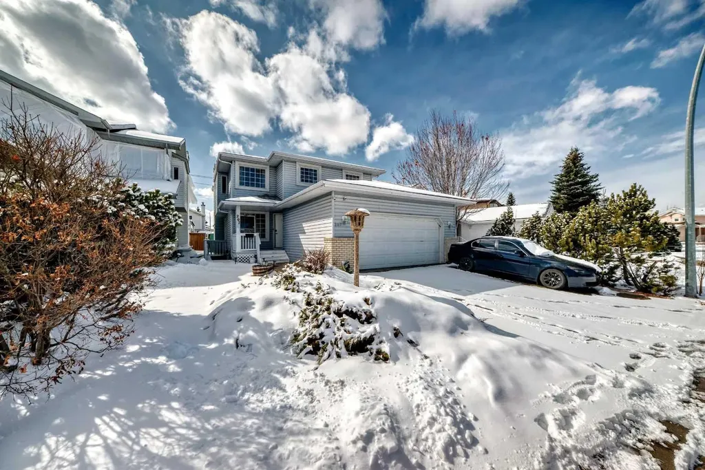207 Eldorado Close NE Calgary AB T1Y6T5