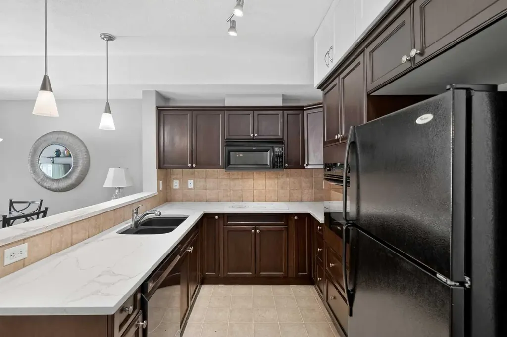 60 Royal Oak Plaza NW Calgary AB T3G 0A7