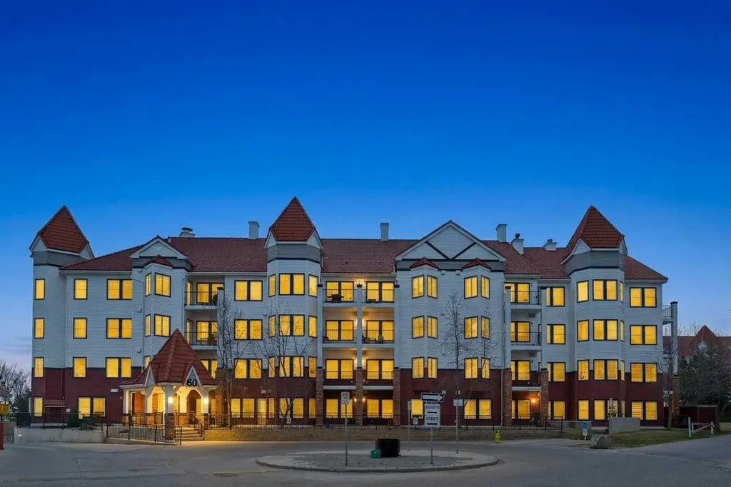 60 Royal Oak Plaza NW Calgary AB T3G 0A7
