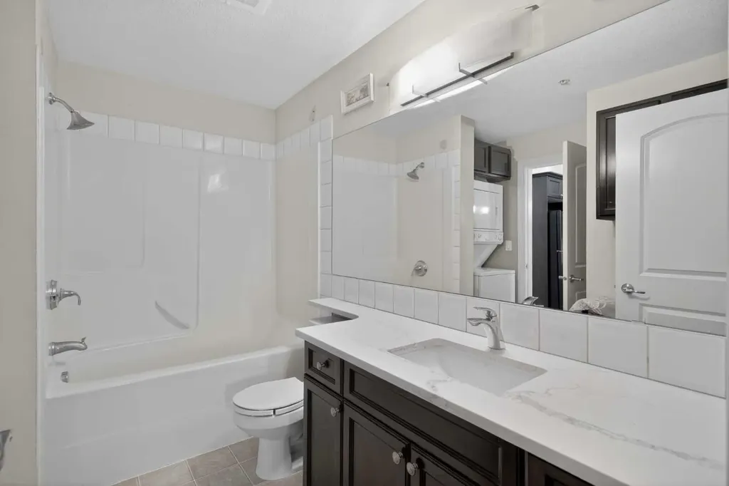 60 Royal Oak Plaza NW Calgary AB T3G 0A7