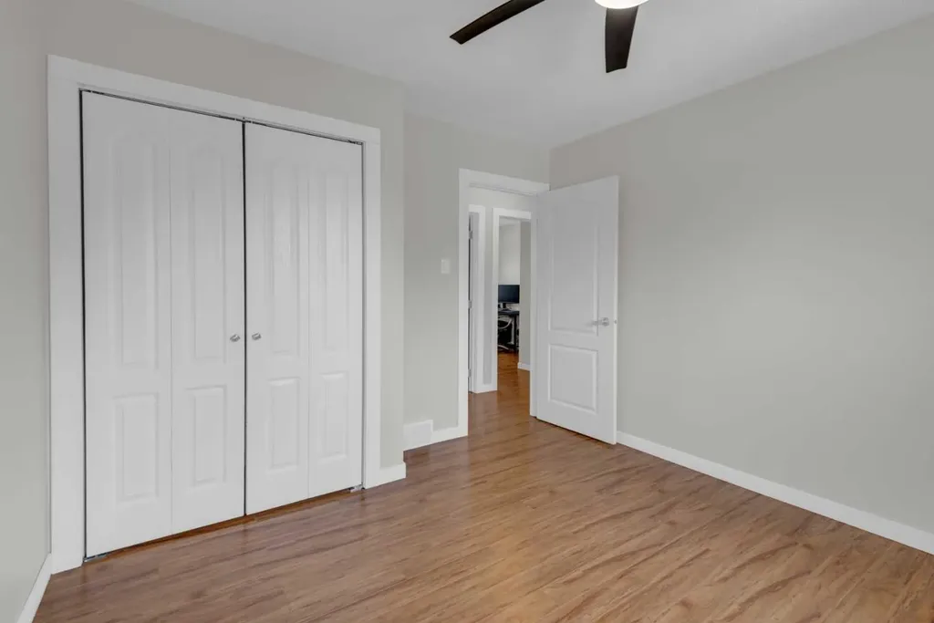 331 96 Avenue SE Calgary AB T2J 0G5