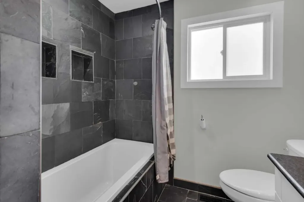 331 96 Avenue SE Calgary AB T2J 0G5