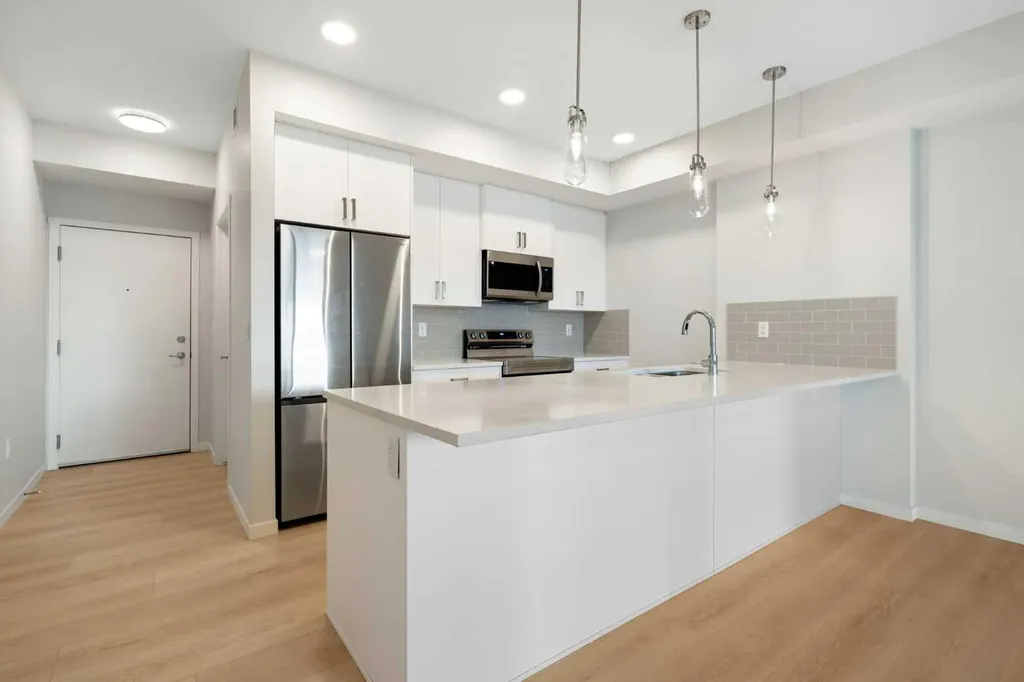 20295 Seton Way SE Calgary AB T3M 3Y7