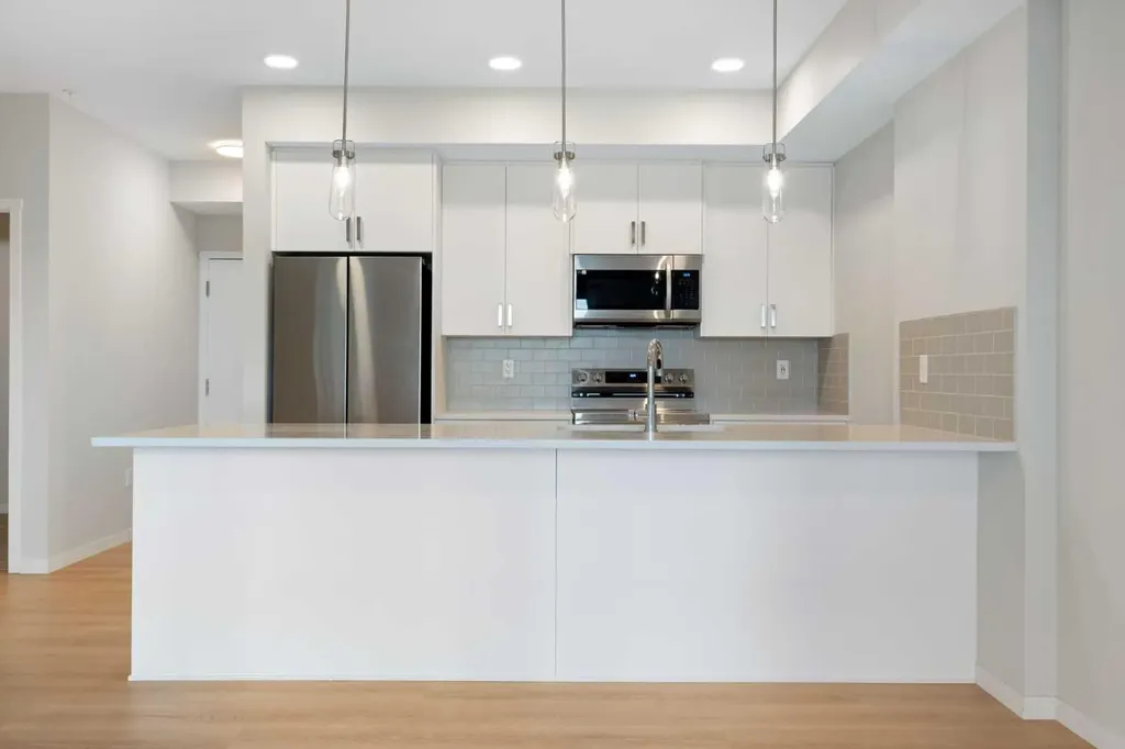 20295 Seton Way SE Calgary AB T3M 3Y7
