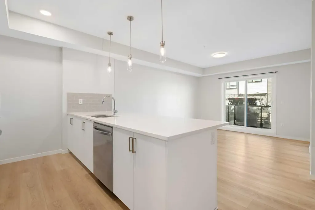 20295 Seton Way SE Calgary AB T3M 3Y7