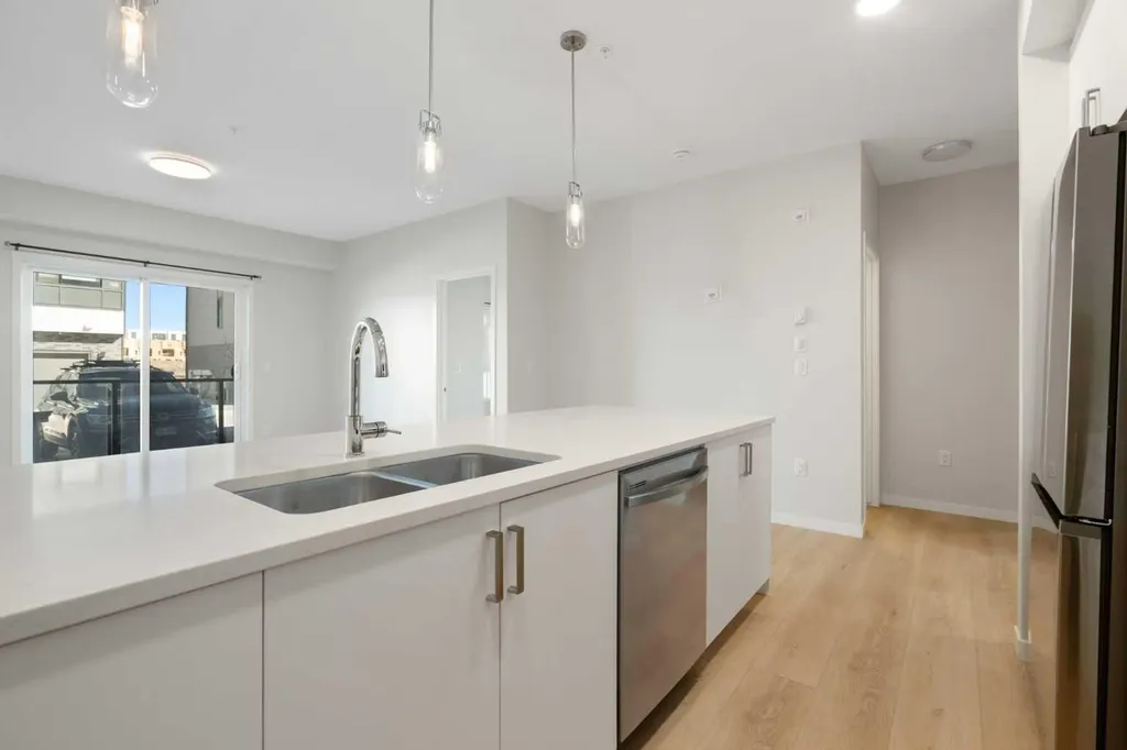 20295 Seton Way SE Calgary AB T3M 3Y7