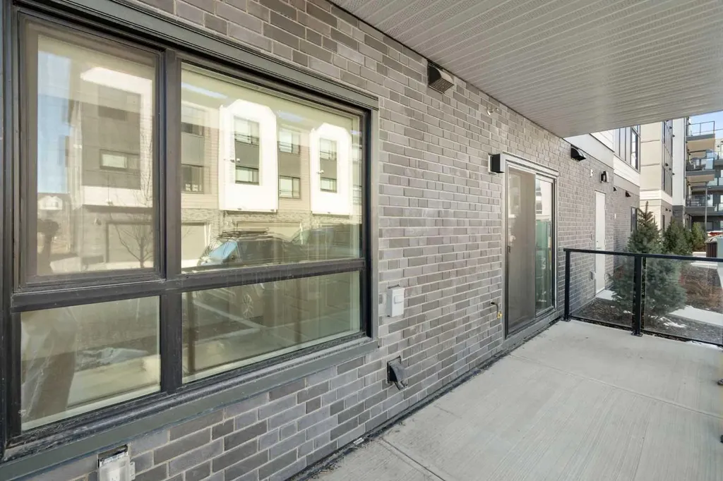 20295 Seton Way SE Calgary AB T3M 3Y7