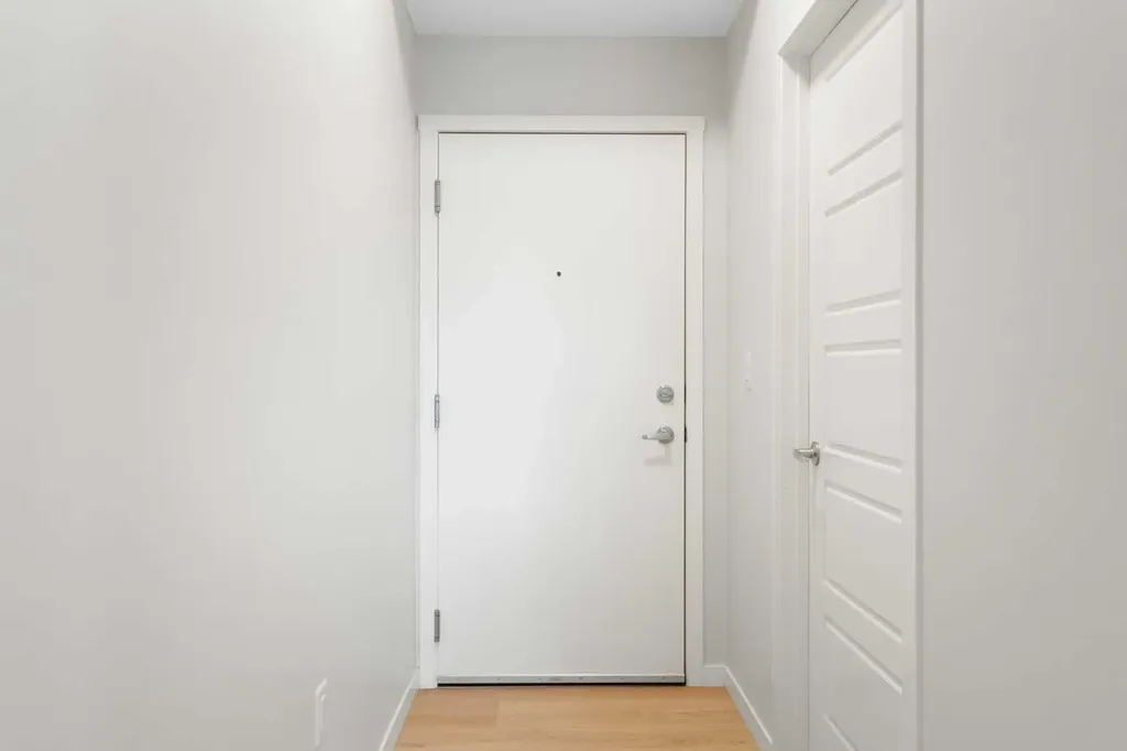 20295 Seton Way SE Calgary AB T3M 3Y7