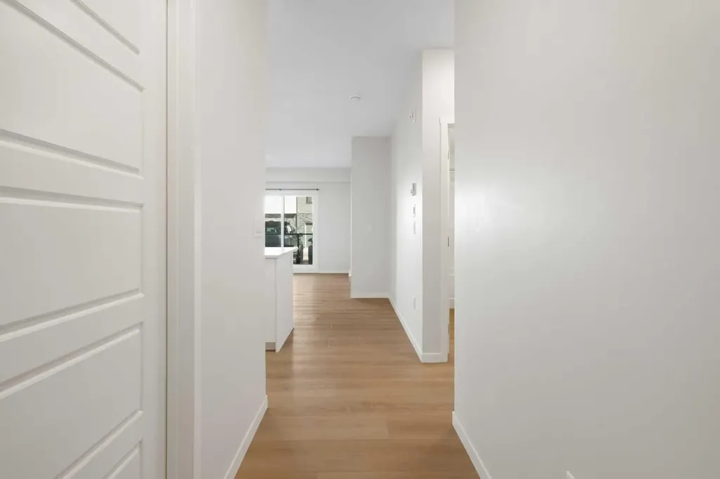 20295 Seton Way SE Calgary AB T3M 3Y7