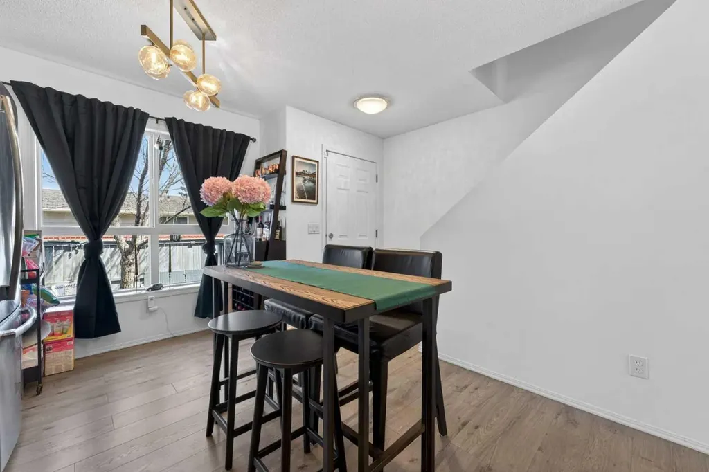 32 Erin Woods Court SE Calgary AB T2B 3V6