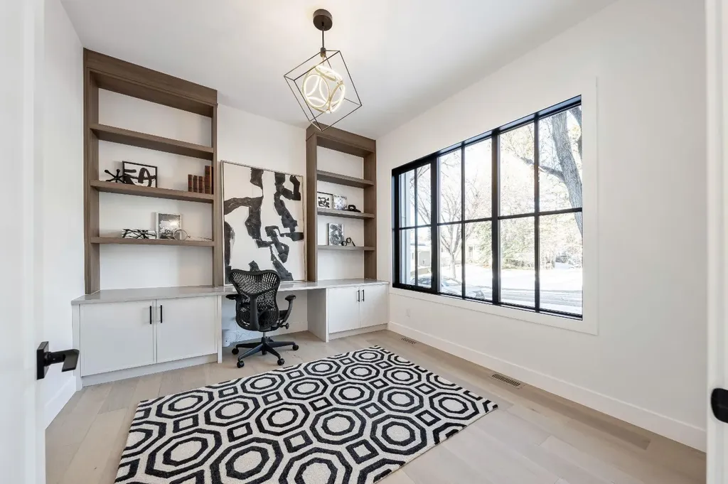 2755 Cannon Road NW Calgary AB T2L1C5