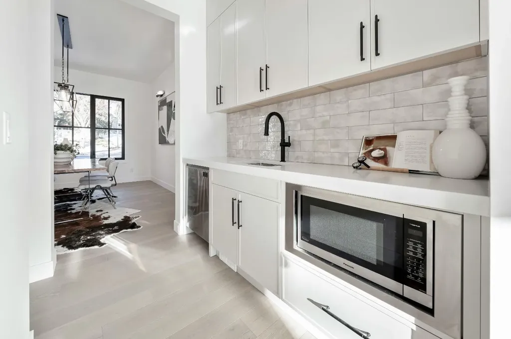 2755 Cannon Road NW Calgary AB T2L1C5
