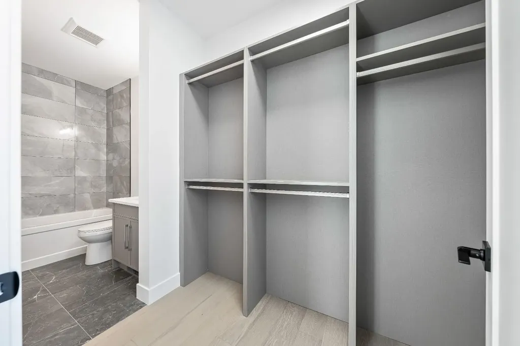 2755 Cannon Road NW Calgary AB T2L1C5