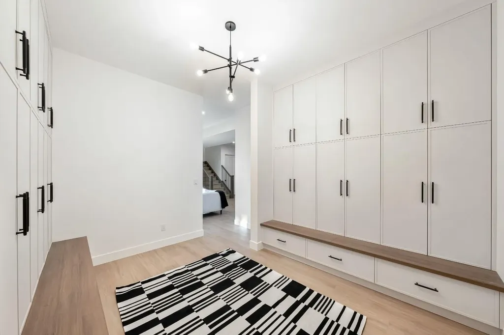 2755 Cannon Road NW Calgary AB T2L1C5