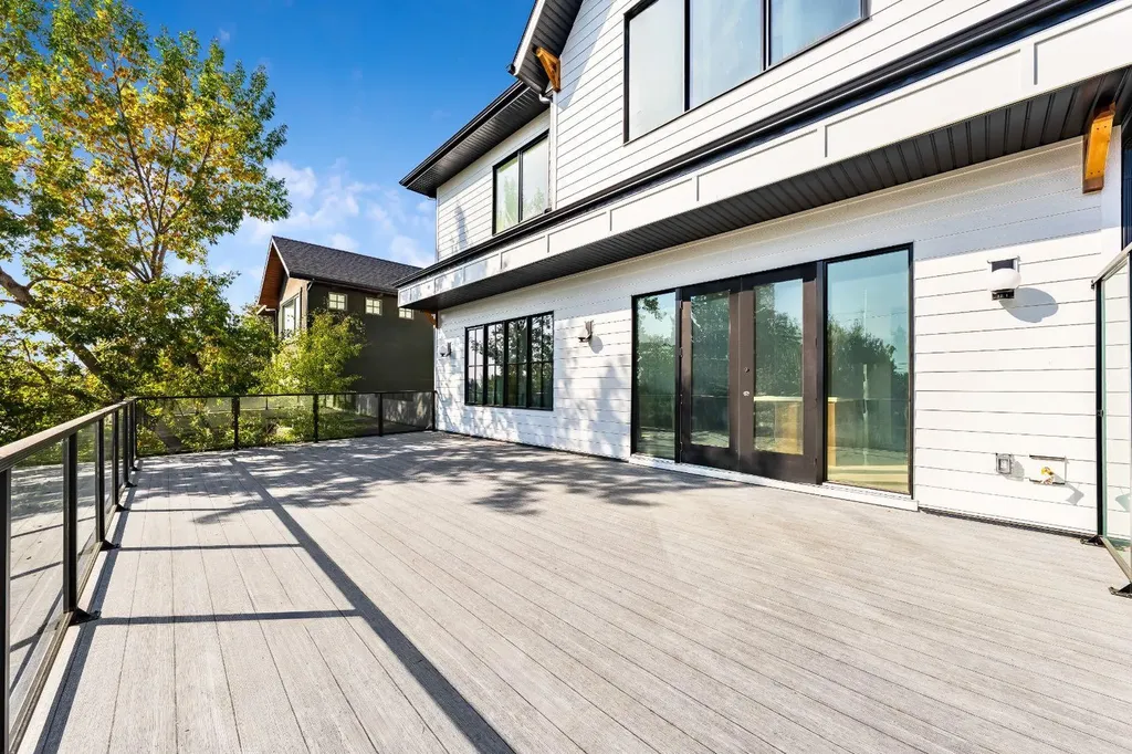 2755 Cannon Road NW Calgary AB T2L1C5