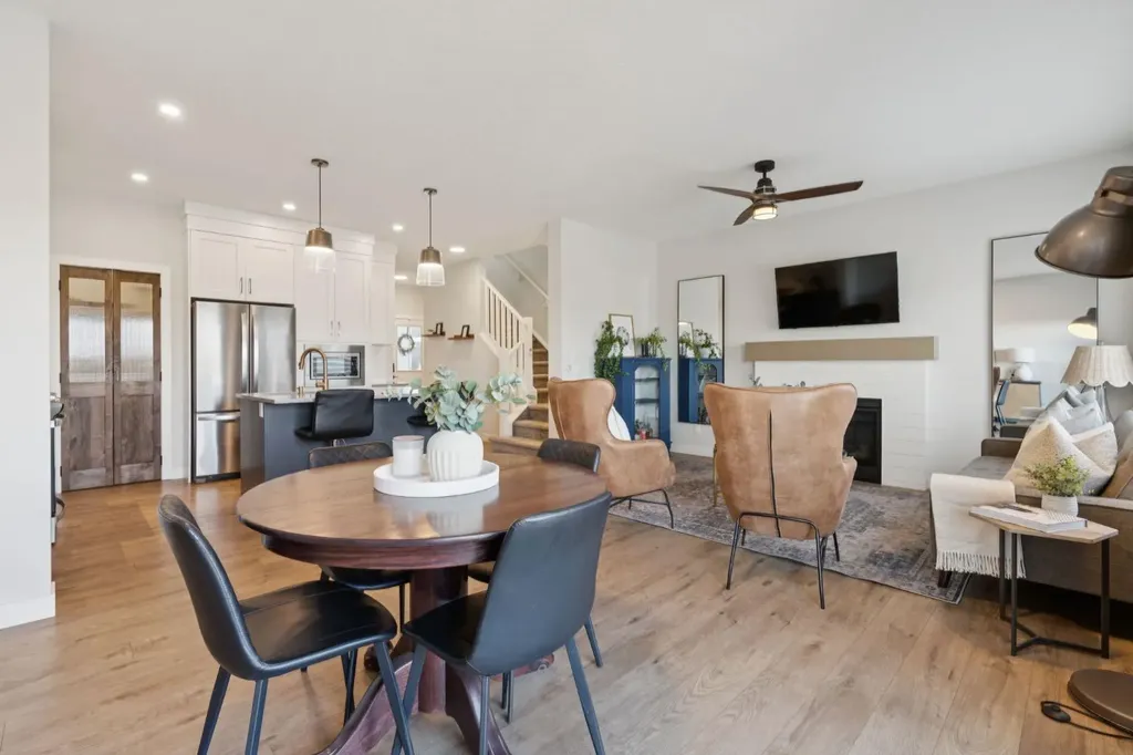 364 Fireside Way Cochrane AB T4C 3A9