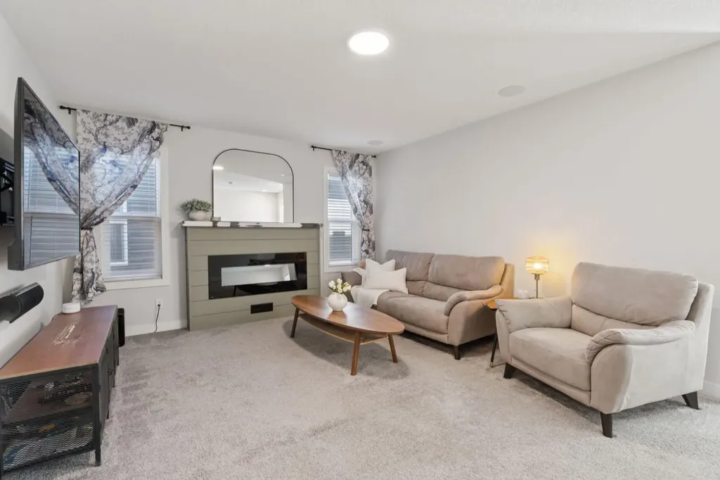364 Fireside Way Cochrane AB T4C 3A9