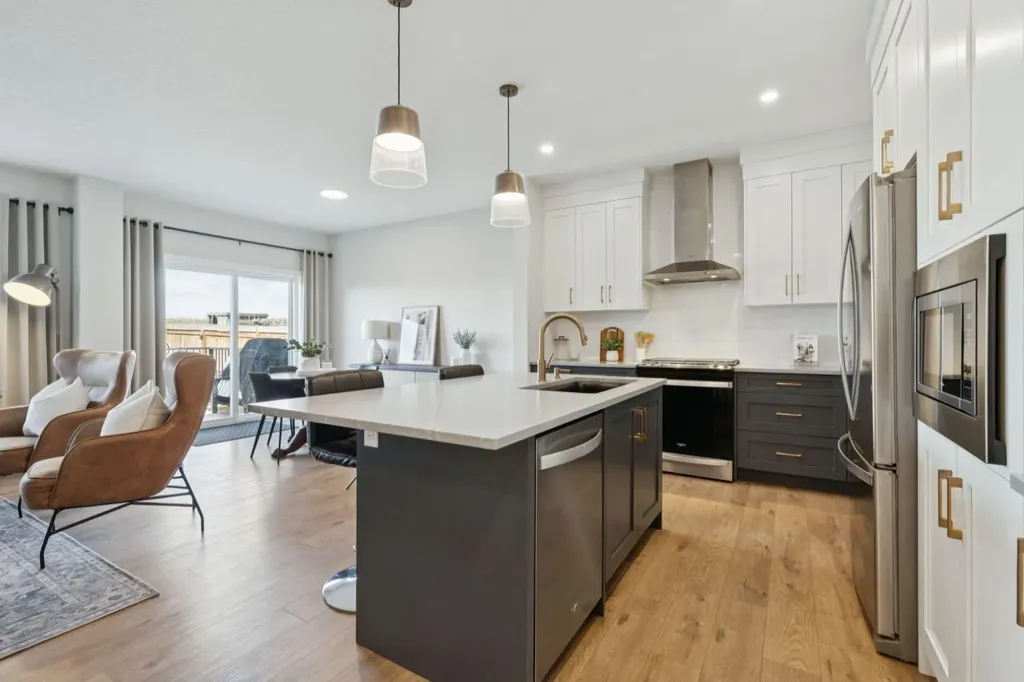 364 Fireside Way Cochrane AB T4C 3A9
