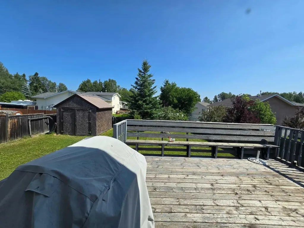 1207 61 Street Edson AB T7E 1Y4